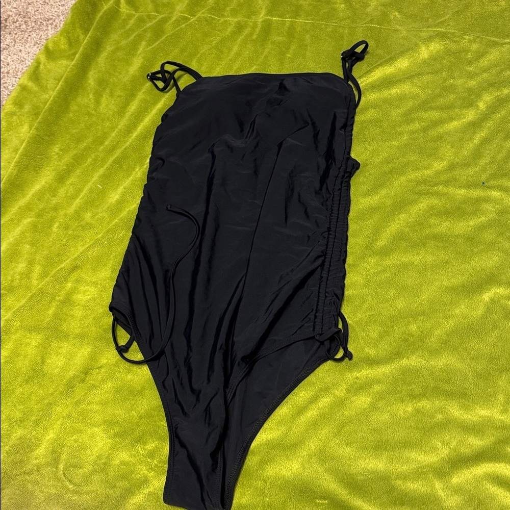 2pk WNS One Piece No Brand New Large Swimsuit Blue and Black - Picture 2 of 9